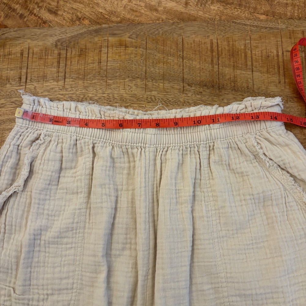 Aerie Cotton Gauze Shorts L Pull On Boho Coastal Raw Edge Beige Beach Vacation - Picture 7 of 9